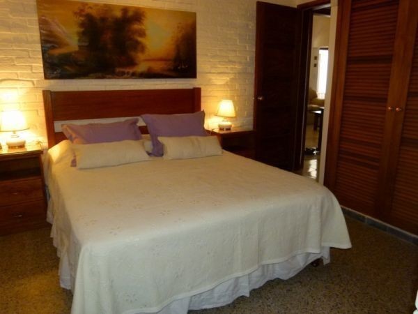 Casa en impecable estado para alquilar a pasos del mar.